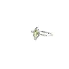 Beautiful Peridot and Diamond Ring Beautiful Peridot and Diamond Ring