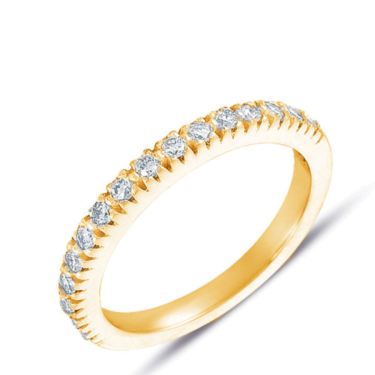 14 KT Rounds Shape Yellow Gold Diamond Band