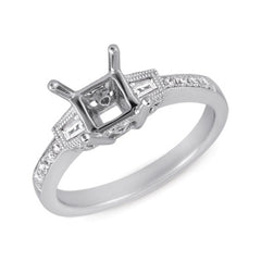 14 KT Rounds Shape White Gold Engagement Ring
