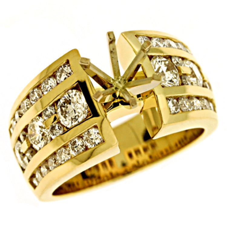 14 KT Rounds Shape Yellow Gold Engagement Ring