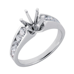 14 KT Rounds Shape White Gold Engagement Ring
