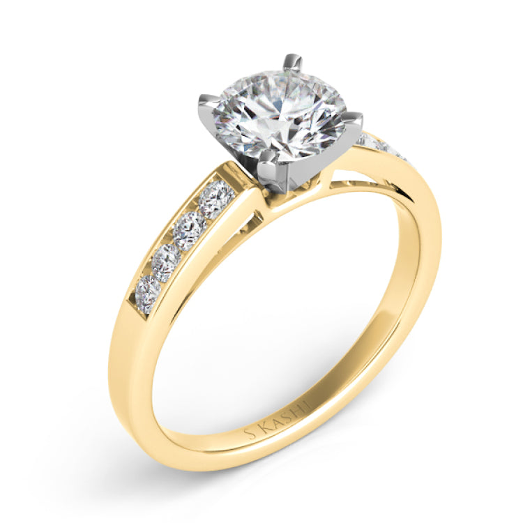 14 KT Rounds Shape Yellow Gold Engagement Ring